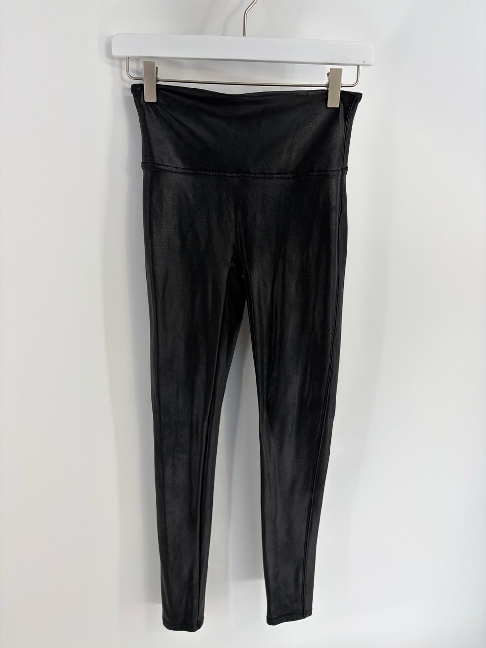 Spanx Faux Leather Leggings - Black- Medium‎ Petite